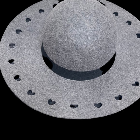 Grey Wool Heart Cutout Brim Floppy Hat with Ribbon Trim - Picture 3 of 5